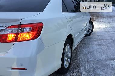 Седан Toyota Camry 2014 в Харькове