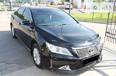 Седан Toyota Camry 2012 в Николаеве