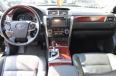 Седан Toyota Camry 2012 в Николаеве