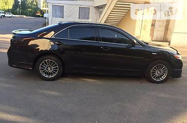 Седан Toyota Camry 2009 в Чернигове