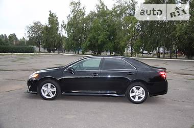 Седан Toyota Camry 2013 в Одессе