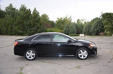 Седан Toyota Camry 2013 в Одессе