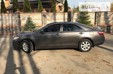 Седан Toyota Camry 2010 в Києві