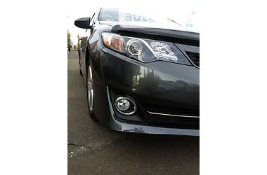 Седан Toyota Camry 2013 в Одессе