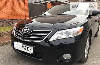 Седан Toyota Camry 2010 в Вишневом