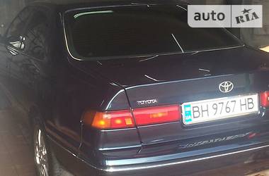 Седан Toyota Camry 1998 в Одессе