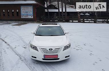 Седан Toyota Camry 2007 в Смеле