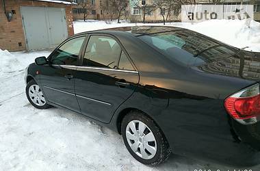 Седан Toyota Camry 2005 в Полтаві