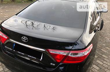 Седан Toyota Camry 2015 в Львові