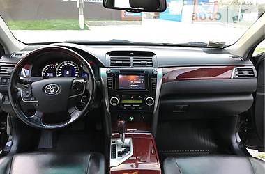 Седан Toyota Camry 2012 в Кропивницком