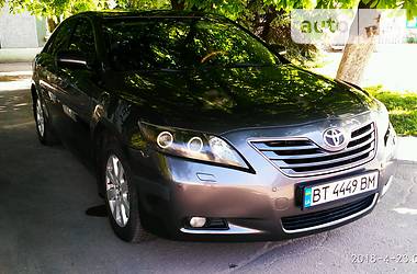 Седан Toyota Camry 2006 в Херсоне