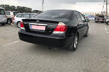 Седан Toyota Camry 2005 в Черновцах