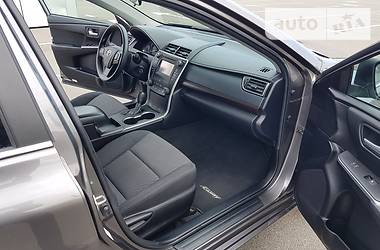 Седан Toyota Camry 2015 в 