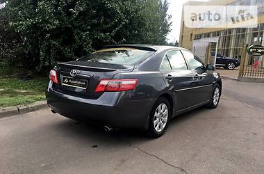 Седан Toyota Camry 2006 в Николаеве