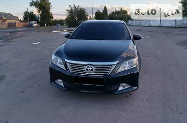 Седан Toyota Camry 2013 в Днепре