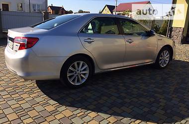 Седан Toyota Camry 2014 в Яворове