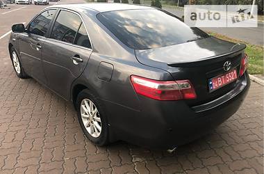 Седан Toyota Camry 2007 в Сумах