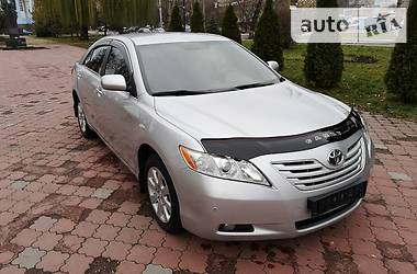 Седан Toyota Camry 2008 в Виннице