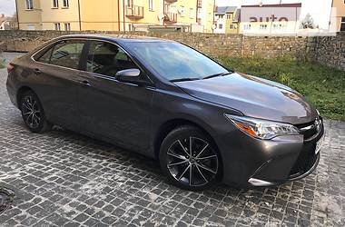 Седан Toyota Camry 2015 в 