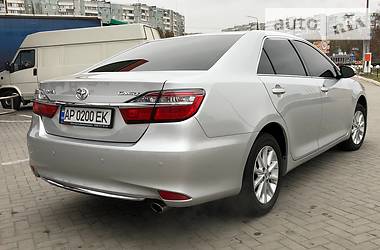 Седан Toyota Camry 2016 в Запорожье