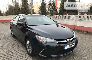 Седан Toyota Camry 2017 в Ивано-Франковске