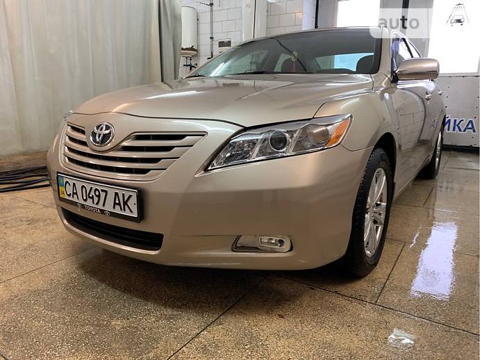 Седан Toyota Camry 2006 в Черкассах