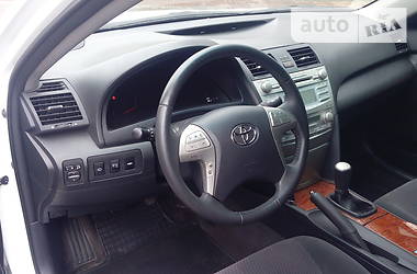 Седан Toyota Camry 2009 в Краматорске