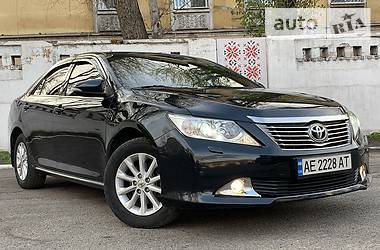 Седан Toyota Camry 2013 в Кам'янському