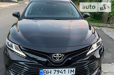 Седан Toyota Camry 2018 в Одессе