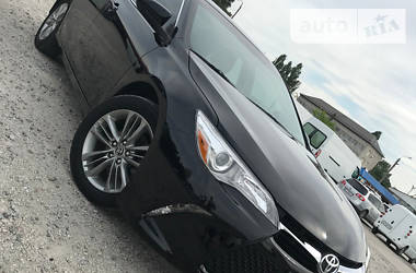 Седан Toyota Camry 2015 в 