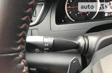 Седан Toyota Camry 2015 в 