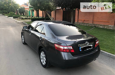 Седан Toyota Camry 2010 в Днепре