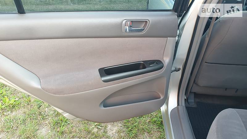 Седан Toyota Camry 2005 в Камне-Каширском