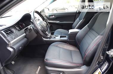 Седан Toyota Camry 2016 в 