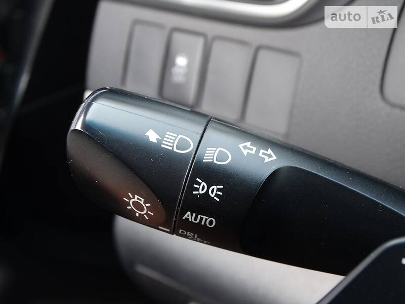 Седан Toyota Camry 2016 в Дніпрі фото 23 Седан Toyota Camry 2016 в Дніпрі