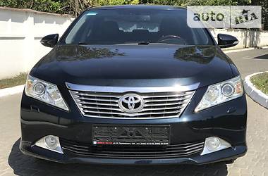 Седан Toyota Camry 2012 в 