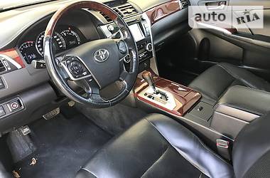 Седан Toyota Camry 2012 в 