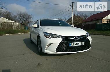 Седан Toyota Camry 2015 в Фастові