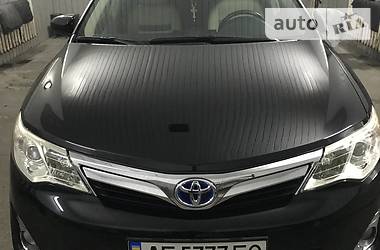 Седан Toyota Camry 2014 в Днепре