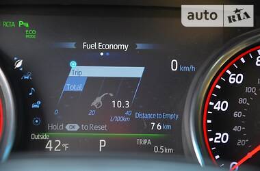 Седан Toyota Camry 2017 в 