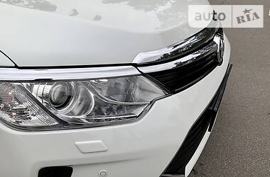 Седан Toyota Camry 2015 в Киеве