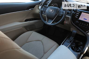 Седан Toyota Camry 2018 в Одессе