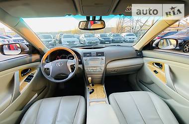 Седан Toyota Camry 2006 в 