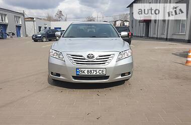 Седан Toyota Camry 2007 в 
