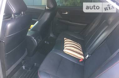 Седан Toyota Camry 2015 в 
