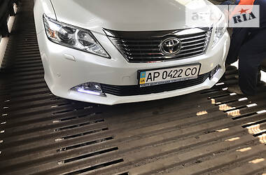 Седан Toyota Camry 2013 в 
