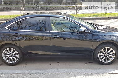 Седан Toyota Camry 2016 в 