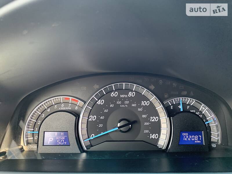 Седан Toyota Camry 2012 в Киеве фото 17 Седан Toyota Camry 2012 в Киеве