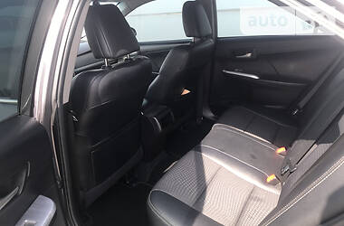 Седан Toyota Camry 2014 в 