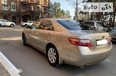 Седан Toyota Camry 2008 в Броварах